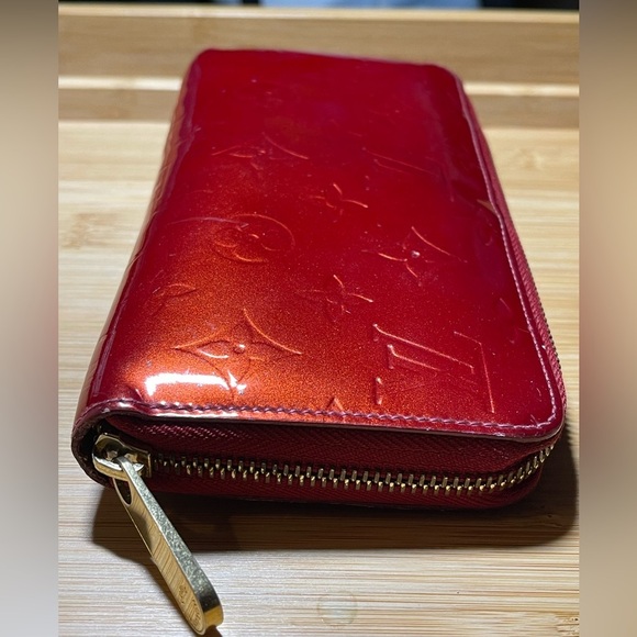 Louis Vuitton Vernis Long Wallet - Picture 9 of 14